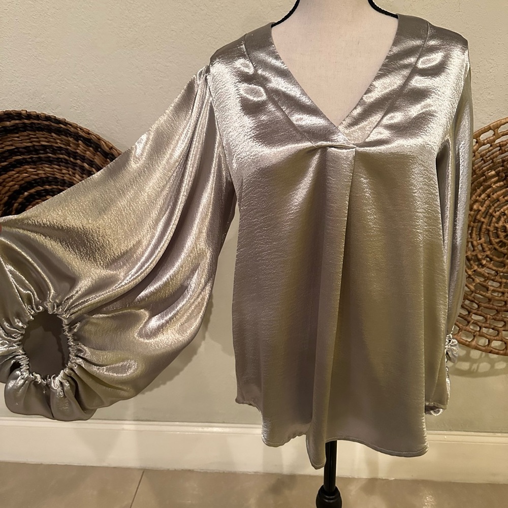 VICI DOLLS: Silver Metallic Blouse (MEDIUM) NEVER WORN